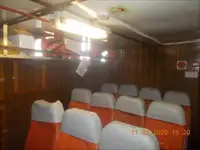 قارب طاقم للبيع