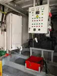 قوارب العمل للبيع