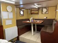 سفينة سحب للبيع