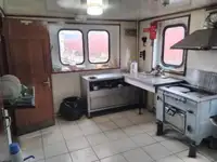 بارجة للبيع