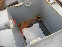 قوارب العمل للبيع