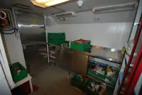سفينة إنزال، ناقلة للبيع