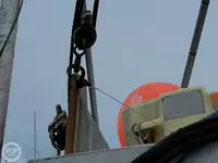 قارب نجاة للبيع