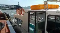 قارب طاقم للبيع