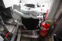 قارب طاقم للبيع