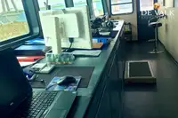 سفينة عبّارة للبيع