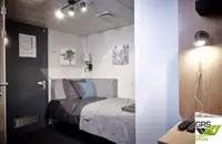 سفينة نقل بضائع بالمركبات (Ro-Ro) للبيع