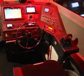 قارب طيار للبيع