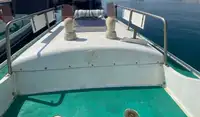 قارب طيار للبيع