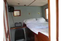 سفينة سياحية للبيع