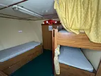 سفينة سحب للبيع