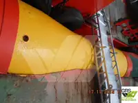 سفينة إمداد للبيع
