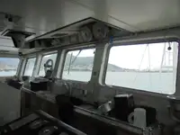 زورق دورية للبيع