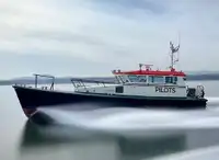 قارب إرشادي للبيع