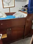 قوارب العمل للبيع