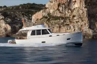 سفينة صيد بالجر للبيع