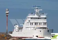 سفينة نقل بضائع بالمركبات (Ro-Ro) للبيع
