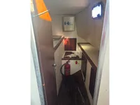 قوارب العمل للبيع