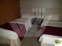 سفينة سياحية للبيع