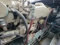 قارب نجاة للبيع