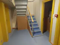 قوارب العمل للبيع