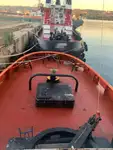زورق السحب للبيع