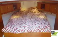 قوارب العمل للبيع