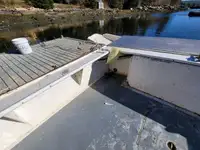 سفينة لمعالجة الأسماك للبيع