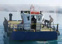 قوارب العمل للبيع
