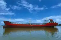 Oil/Chemical tanker للبيع