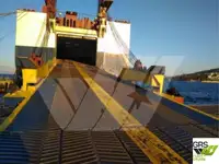سفينة نقل بضائع بالمركبات (Ro-Ro) للبيع