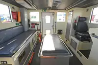 قارب طاقم للبيع