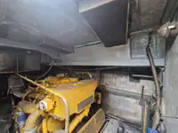 قارب طيار للبيع