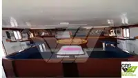 قوارب العمل للبيع