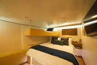 سفينة مسح للبيع