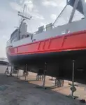 قوارب العمل للبيع