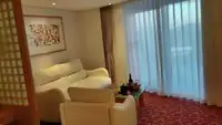 سفينة سياحية للبيع