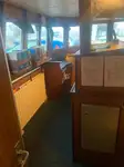 قوارب العمل للبيع