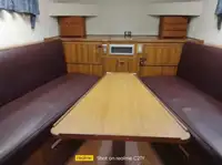 قارب طيار للبيع