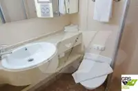 سفينة سياحية للبيع