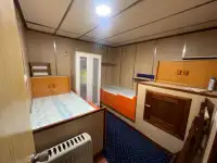 قوارب العمل للبيع