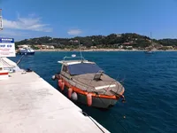 قوارب العمل للبيع