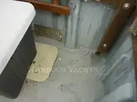 سفينة صيد بالجر للبيع