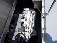 قارب طيار للبيع