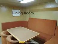 قارب طيار للبيع