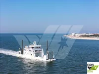 سفينة نقل بضائع بالمركبات (Ro-Ro) للبيع