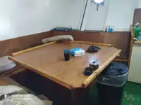 قوارب العمل للبيع