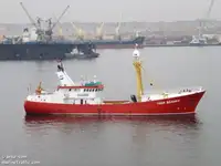 قوارب العمل للبيع