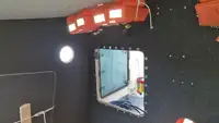 قوارب العمل للبيع