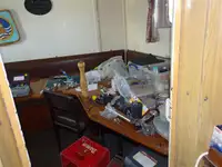 قوارب العمل للبيع